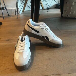 Reebok Court Style Sneakers 8.5- Never Worn with Tags